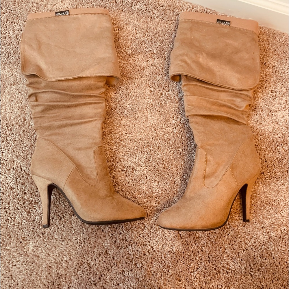 Women’s Lovely Boots